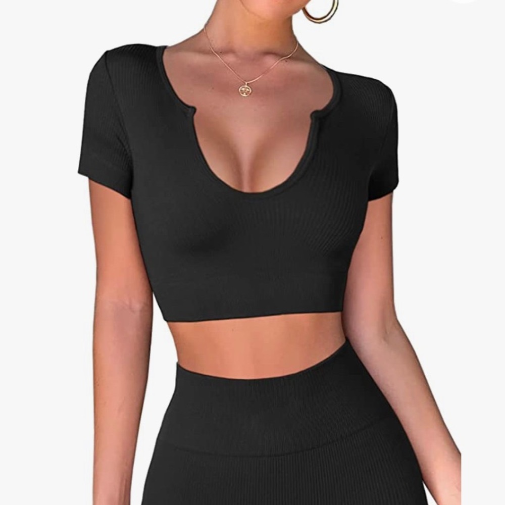 Black crop top
